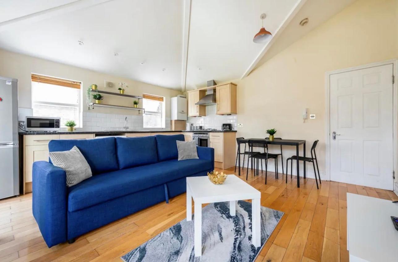 Lovely 3-Bed 20 Minutes To Central Лондон Экстерьер фото