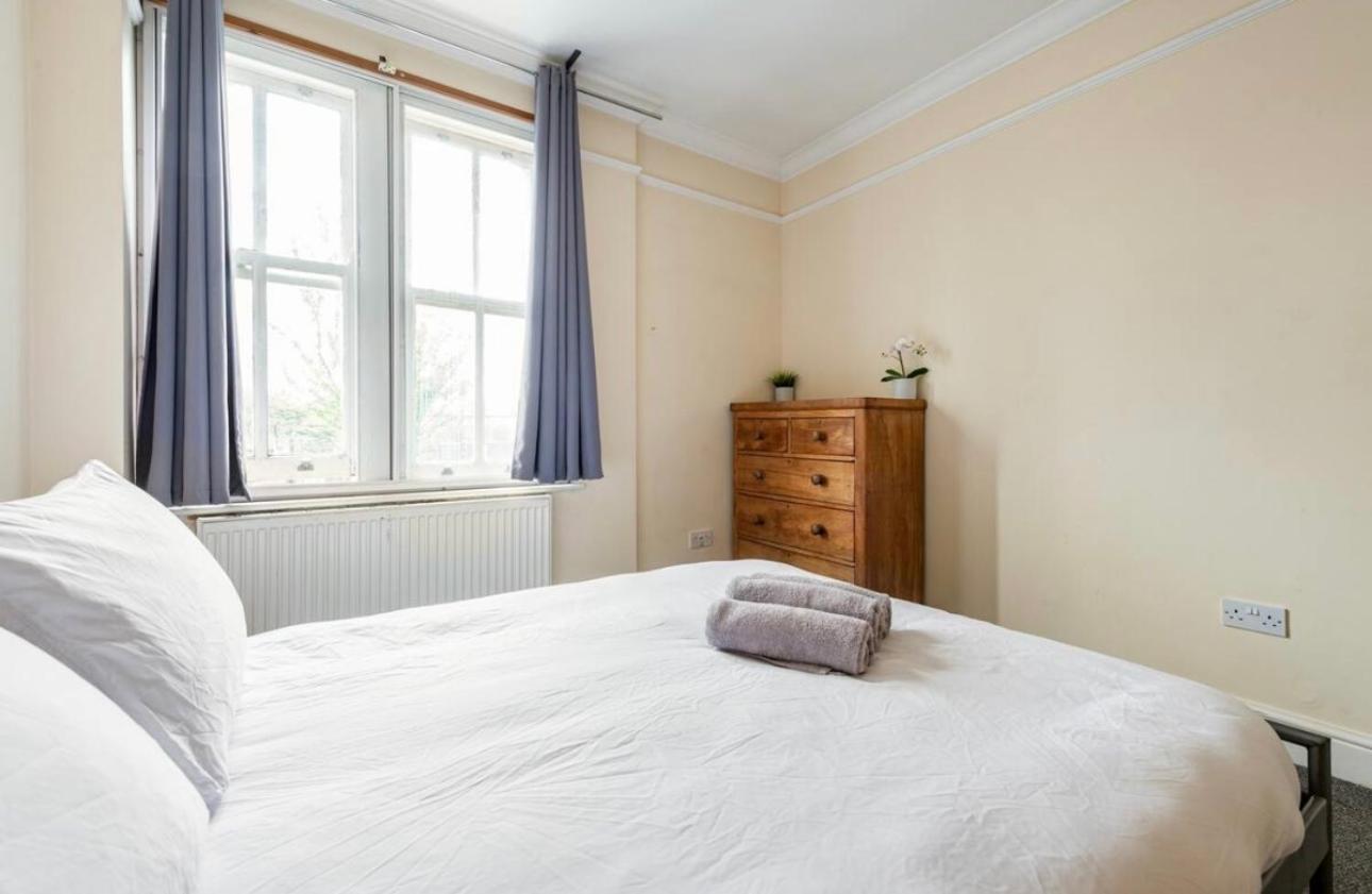 Lovely 3-Bed 20 Minutes To Central Лондон Экстерьер фото